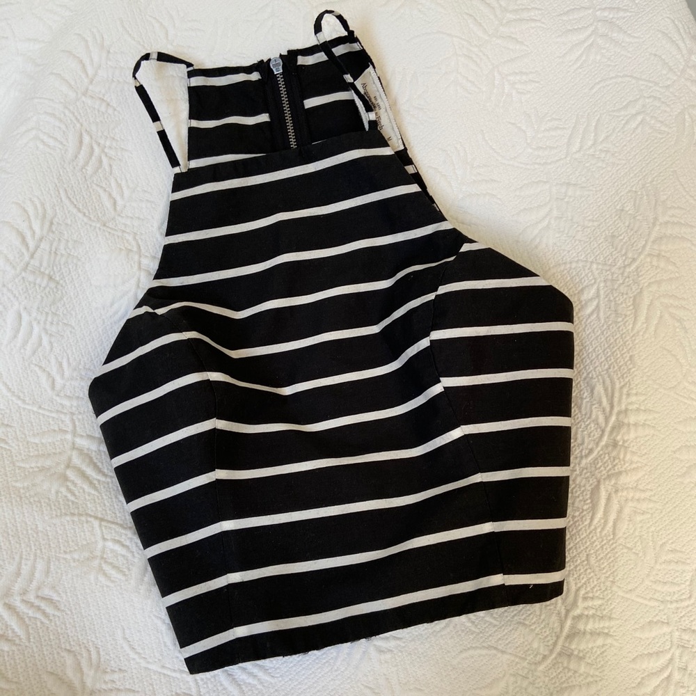 Abercrombie & Fitch Crop Top